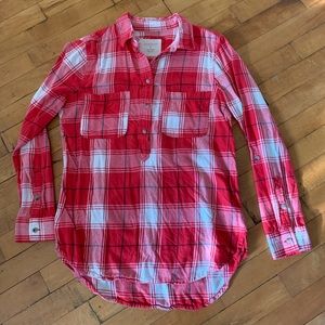 🛑SOLD🛑Plaid Tunic style hi lo button down